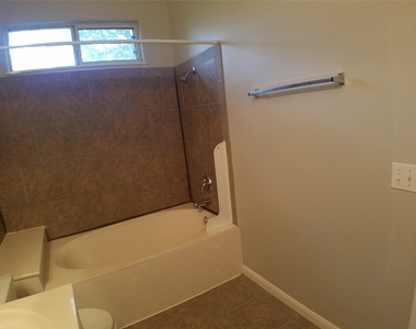 2502 Allred Dr - Photo Thumbnail 21