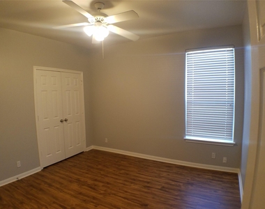 2502 Allred Dr - Photo Thumbnail 15