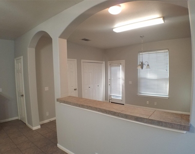 2502 Allred Dr - Photo Thumbnail 6