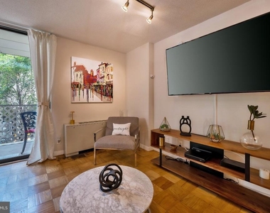 2201 L Street Nw - Photo Thumbnail 13