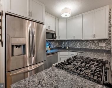 2201 L Street Nw - Photo Thumbnail 5