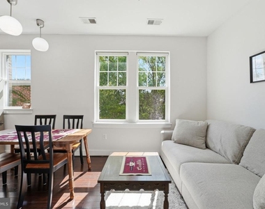 315 G Street Ne - Photo Thumbnail 4
