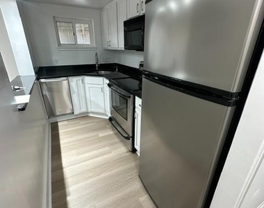 1673 Park Road Nw - Photo Thumbnail 2