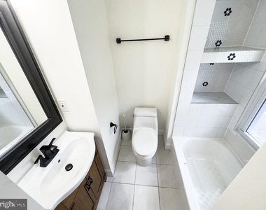 2807 4th Street Ne - Photo Thumbnail 9