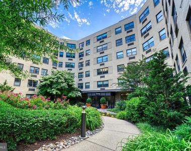 1801 Clydesdale Place Nw - Photo Thumbnail 2