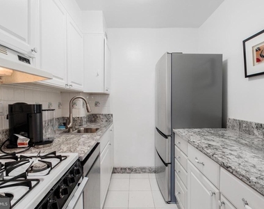 1801 Clydesdale Place Nw - Photo Thumbnail 33