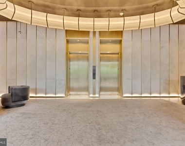 601 Wharf Street Sw - Photo Thumbnail 4