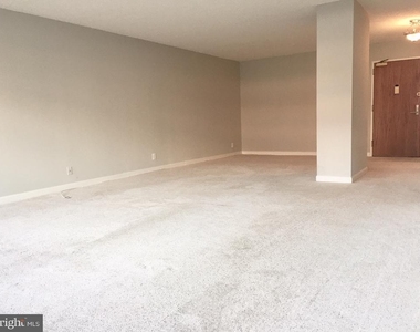 1077 30th Street Nw - Photo Thumbnail 5
