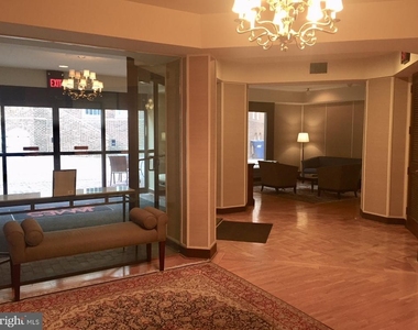 1077 30th Street Nw - Photo Thumbnail 2