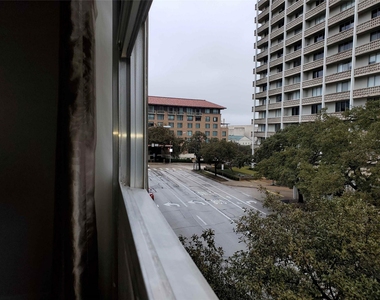 1800 Lavaca St - Photo Thumbnail 10