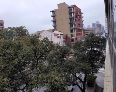 1800 Lavaca St - Photo Thumbnail 13