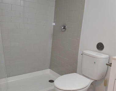 1800 Lavaca St - Photo Thumbnail 9