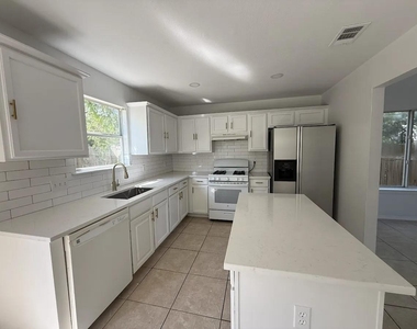 2324 Friarcreek Loop - Photo Thumbnail 2