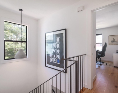 108 Chicon St - Photo Thumbnail 8