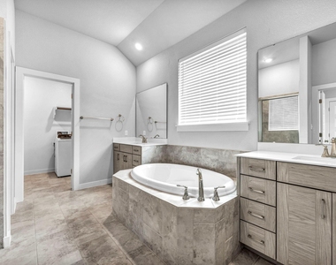 121 High Plains Dr - Photo Thumbnail 18