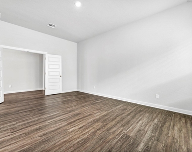 121 High Plains Dr - Photo Thumbnail 24