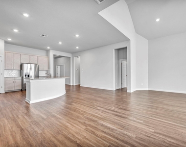 121 High Plains Dr - Photo Thumbnail 15