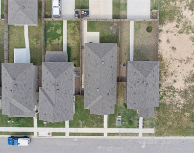 352 Witchhazel Way - Photo Thumbnail 6
