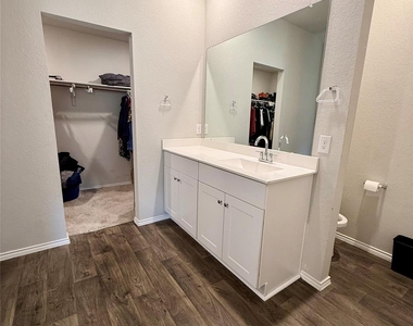 6013 Brocade Dr - Photo Thumbnail 10