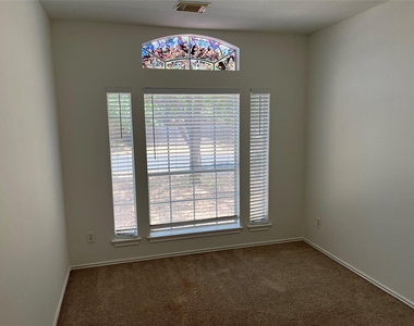 3948 Artesia Bnd - Photo Thumbnail 12
