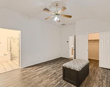 3948 Artesia Bnd - Photo Thumbnail 9
