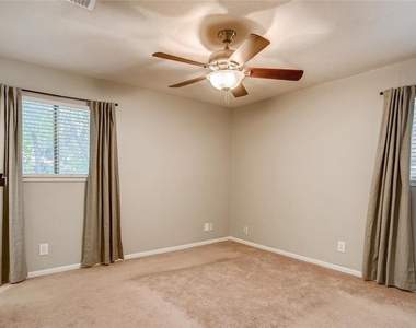 1703 Cannonwood Ln - Photo Thumbnail 3