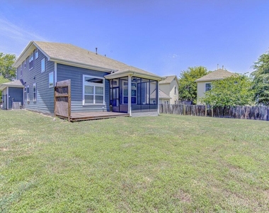 2117 Maxwell Ln - Photo Thumbnail 30