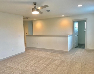 10408 Fulton Ave - Photo Thumbnail 13