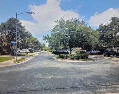 12021 Shady Springs Rd - Photo Thumbnail 31