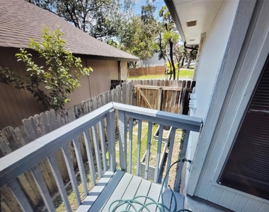 12021 Shady Springs Rd - Photo Thumbnail 27
