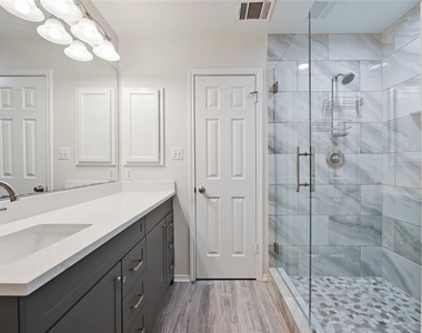 2217 Riker Ridge Trl - Photo Thumbnail 21