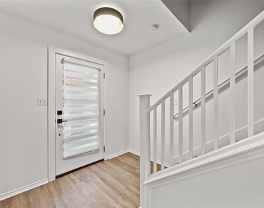 2217 Riker Ridge Trl - Photo Thumbnail 4