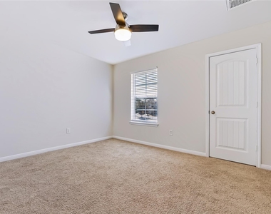 1173 La Conterra Blvd - Photo Thumbnail 24