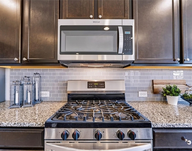1173 La Conterra Blvd - Photo Thumbnail 14