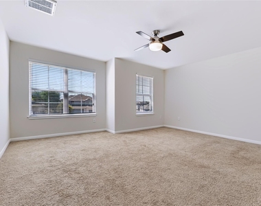 1173 La Conterra Blvd - Photo Thumbnail 25
