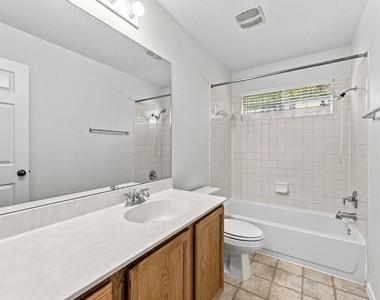 135 Lear Ave - Photo Thumbnail 23