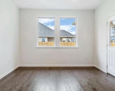 4441 Arques Ave - Photo Thumbnail 10