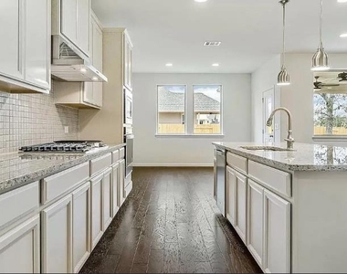 4441 Arques Ave - Photo Thumbnail 5