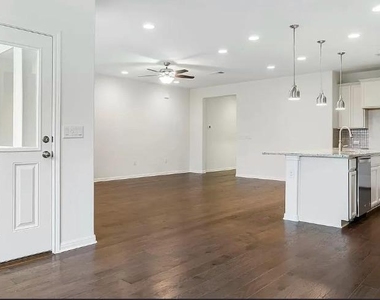 4441 Arques Ave - Photo Thumbnail 11