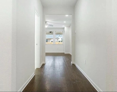 4441 Arques Ave - Photo Thumbnail 2