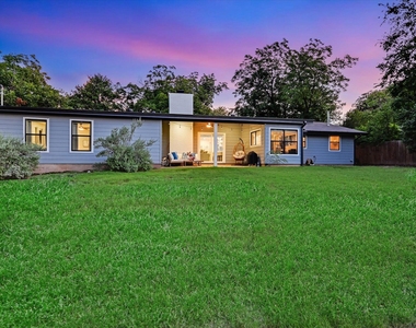 1006 Hollybluff St - Photo Thumbnail 23