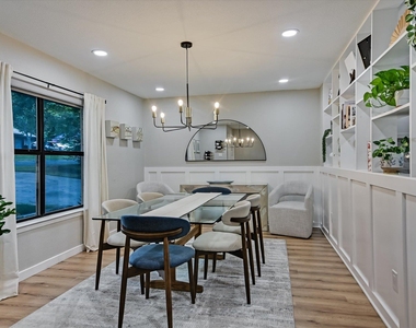 1006 Hollybluff St - Photo Thumbnail 3