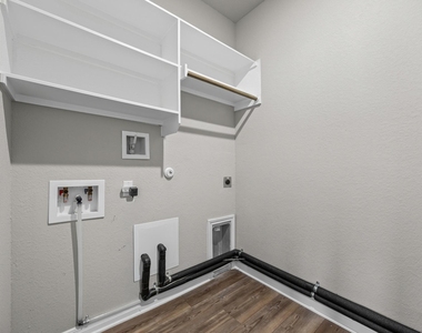 1649 Settlers Glen Dr - Photo Thumbnail 13