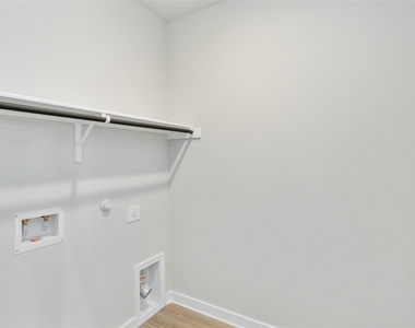 775 Staglin St - Photo Thumbnail 17