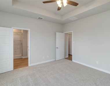 775 Staglin St - Photo Thumbnail 20