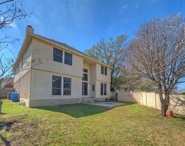 601 Indian Run Dr - Photo Thumbnail 28