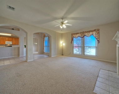 601 Indian Run Dr - Photo Thumbnail 13