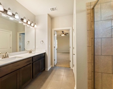 9010 Gage Dr - Photo Thumbnail 22
