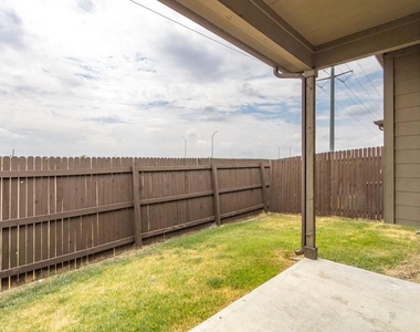 2880 Donnell Dr - Photo Thumbnail 30
