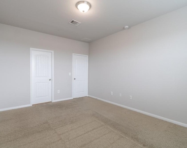 2880 Donnell Dr - Photo Thumbnail 12